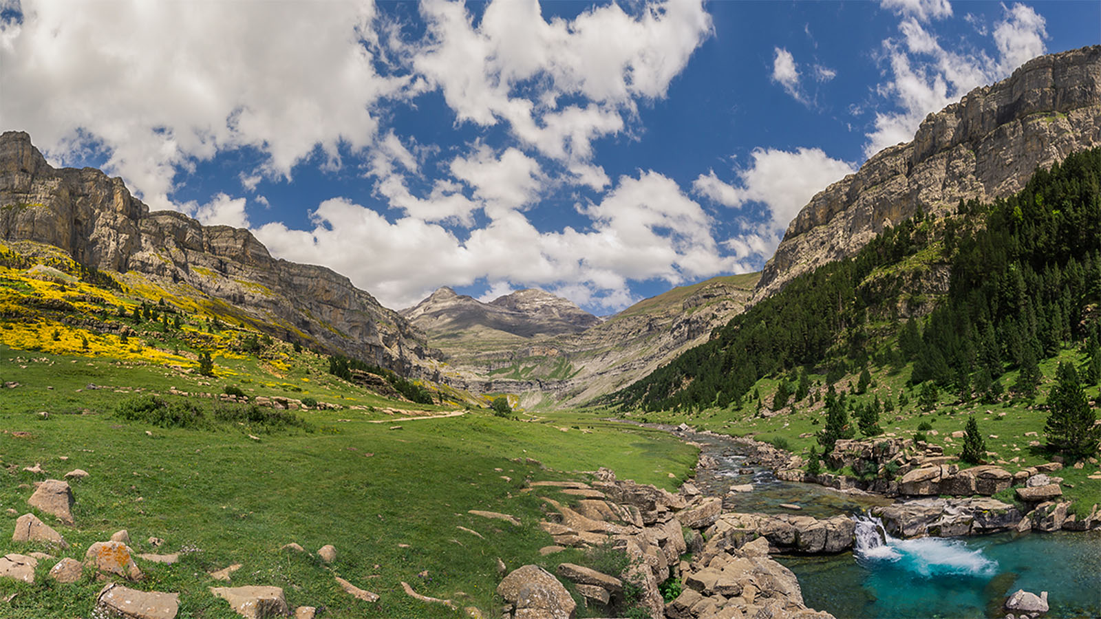 Spanish Pyrenees virtual reality tour