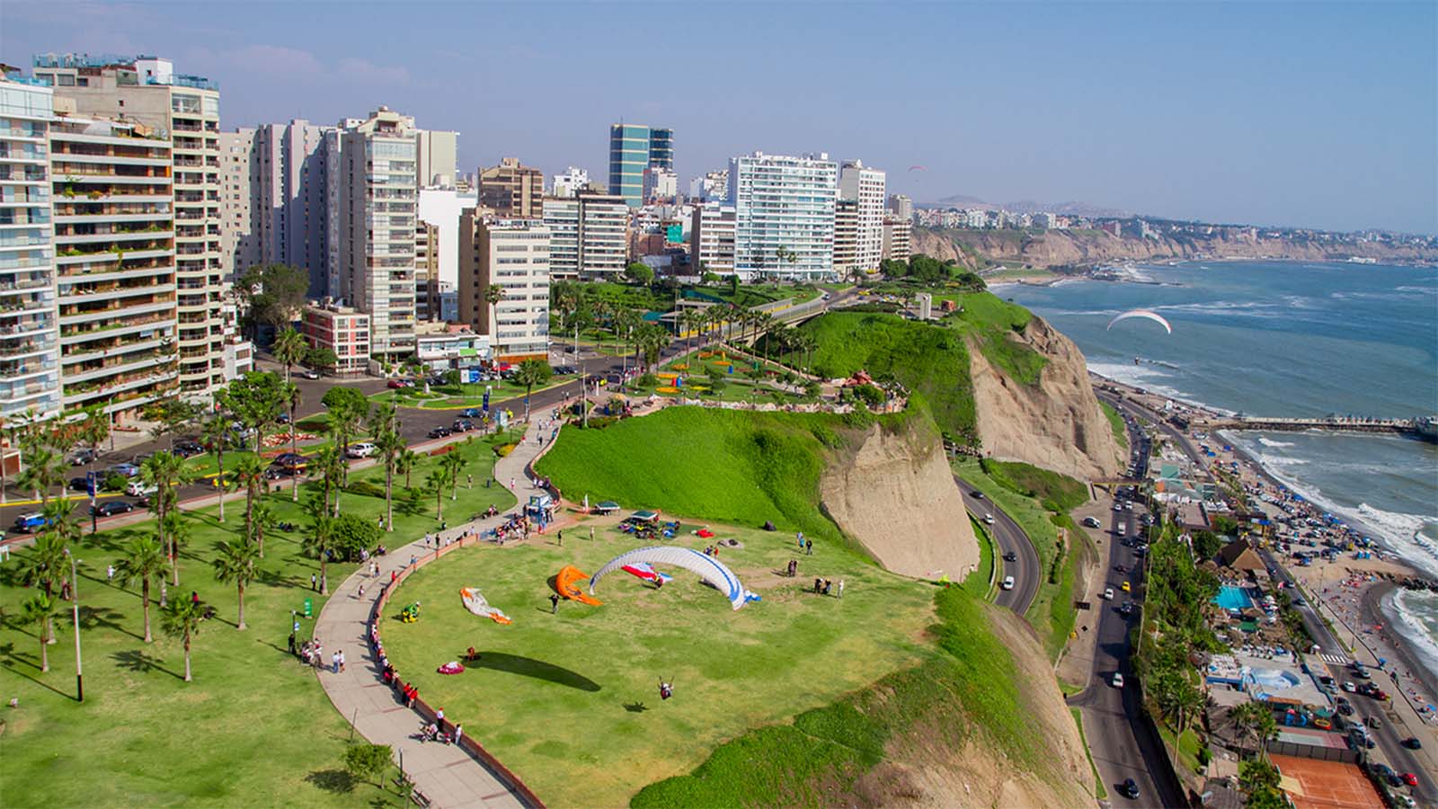 Lima, Peru — historic plazas and Pacific coastline in VR